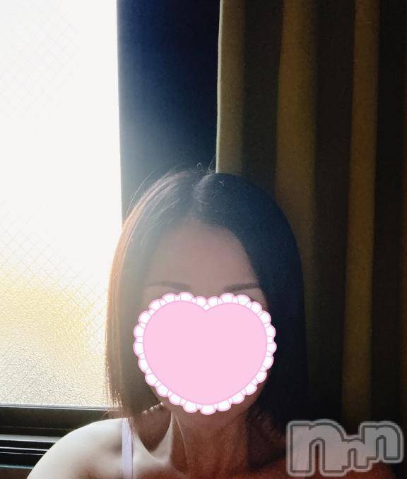 新潟人妻デリヘル熟女の風俗 最終章(ジュクジョノフウゾクサイシュウショウ) しなの(45)の6月12日写メブログ「こんにちは🥰」