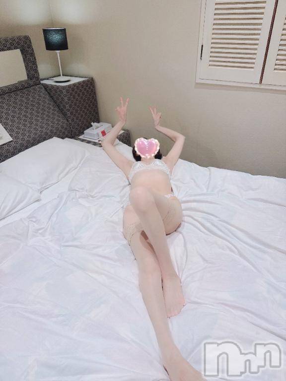 新潟人妻デリヘル熟女の風俗 最終章(ジュクジョノフウゾクサイシュウショウ) しなの(45)の8月22日写メブログ「ラスト枠です」