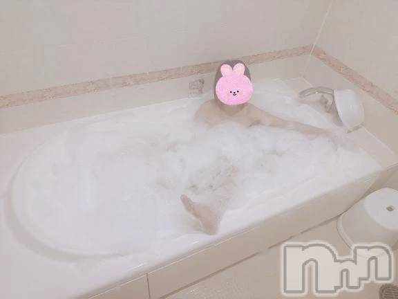 新潟デリヘル熟女の風俗 最終章(ジュクジョノフウゾクサイシュウショウ) しなの(45)の10月19日写メブログ「夜の」