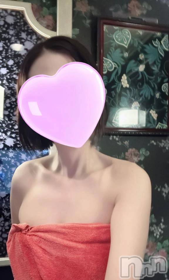 新潟デリヘル熟女の風俗 最終章(ジュクジョノフウゾクサイシュウショウ) しなの(45)の3月26日写メブログ「雨宿り♡」