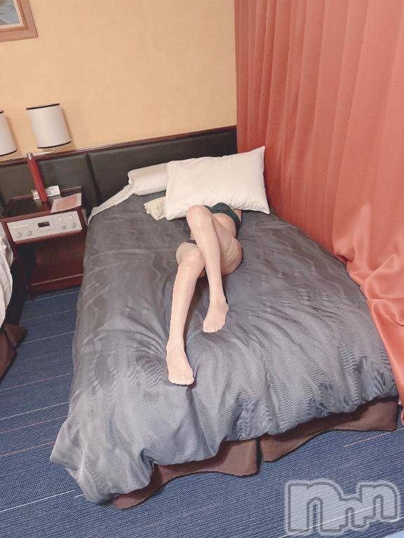 新潟人妻デリヘル熟女の風俗 最終章(ジュクジョノフウゾクサイシュウショウ)しなの(45)の2025年7月25日写メブログ「夜もムラムラ」