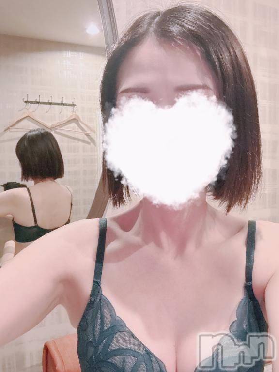 新潟人妻デリヘル熟女の風俗 最終章(ジュクジョノフウゾクサイシュウショウ)しなの(45)の2025年7月28日写メブログ「出勤」