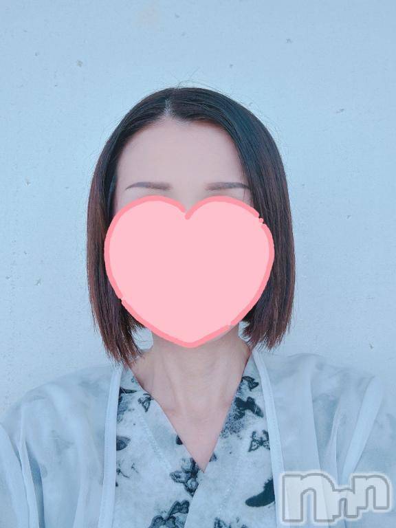 新潟人妻デリヘル熟女の風俗 最終章(ジュクジョノフウゾクサイシュウショウ)しなの(45)の2025年8月24日写メブログ「出勤したよ♡」