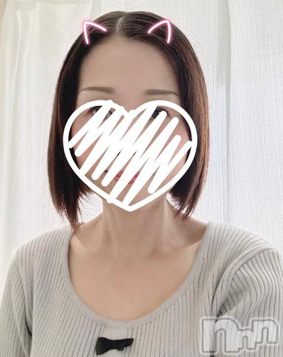 新潟人妻デリヘル熟女の風俗 最終章(ジュクジョノフウゾクサイシュウショウ)しなの(45)の2025年9月6日写メブログ「おはよう♡」