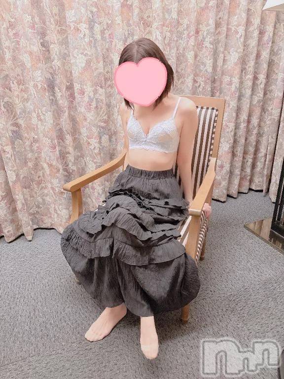 新潟人妻デリヘル熟女の風俗 最終章(ジュクジョノフウゾクサイシュウショウ)しなの(45)の2025年9月12日写メブログ「こんにちは(*^^*)」