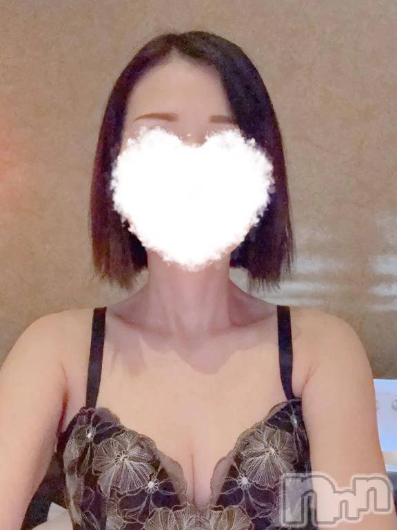 新潟デリヘル熟女の風俗 最終章(ジュクジョノフウゾクサイシュウショウ)しなの(45)の2025年11月13日写メブログ「今晩は✨」