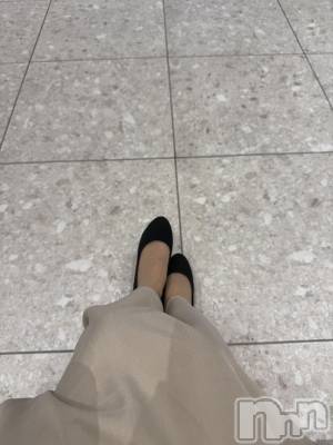 新潟人妻デリヘル 熟女の風俗 最終章(ジュクジョノフウゾクサイシュウショウ) しなの(45)の4月25日写メブログ「こんにちは😊」