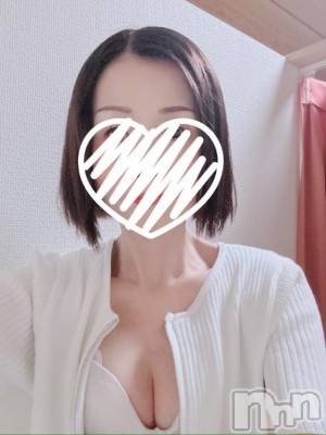 新潟人妻デリヘル 熟女の風俗 最終章(ジュクジョノフウゾクサイシュウショウ) しなの(45)の8月24日写メブログ「えっちっち～」