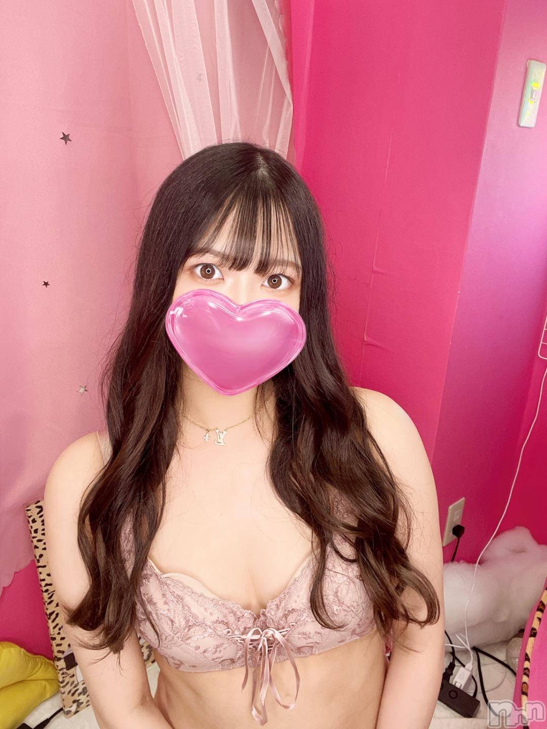 上越デリヘルBLUE BIRD上越店(ブルーバード上越店)もも(21)の2024年11月4日写メブログ「🍑明日からアイドルデビュー🍑」