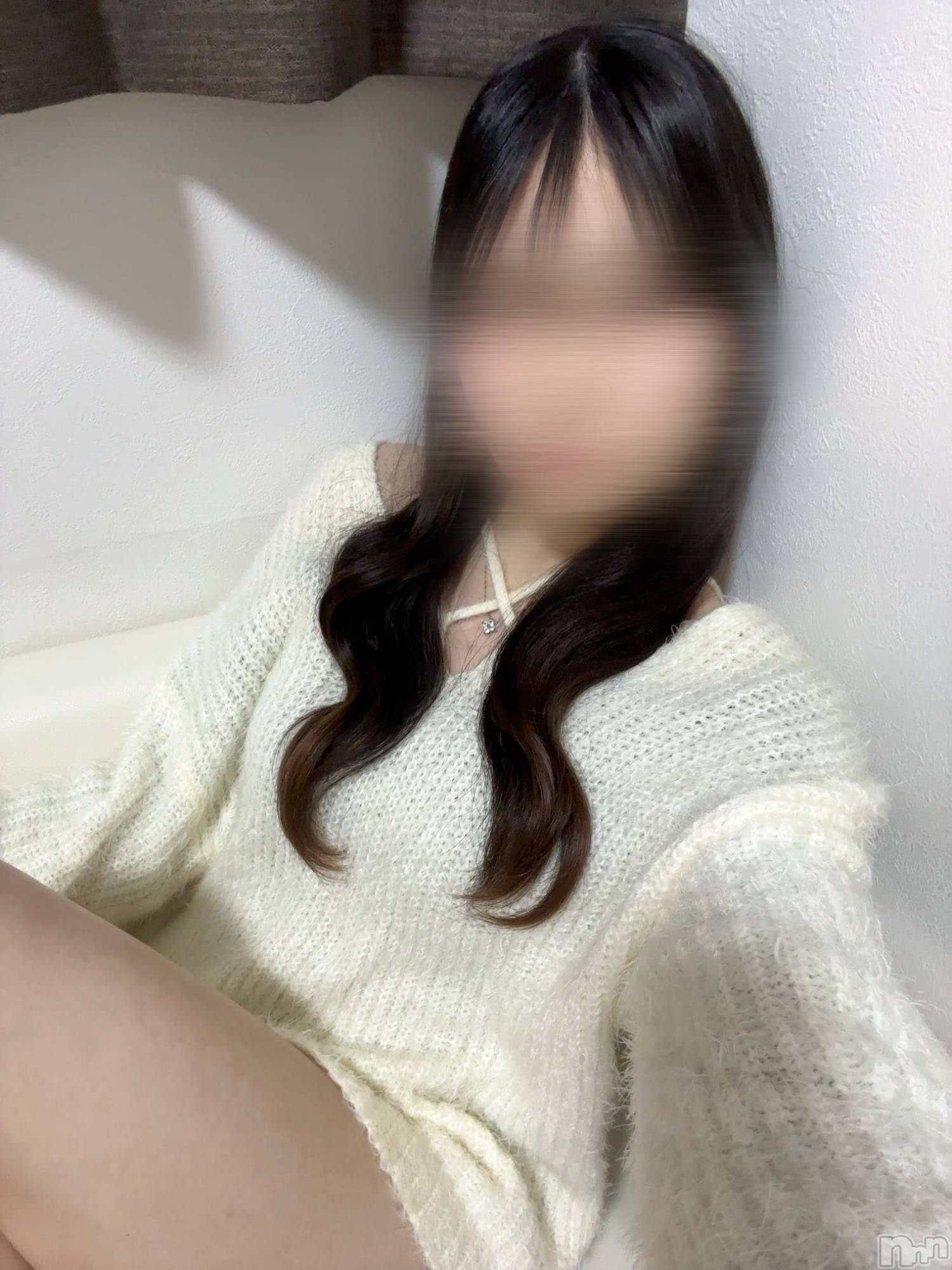 新潟メンズエステMYIRO　-マイロ-(マイロ)かな(21)の2025年12月30日写メブログ「今年ありがとぅ🤍」