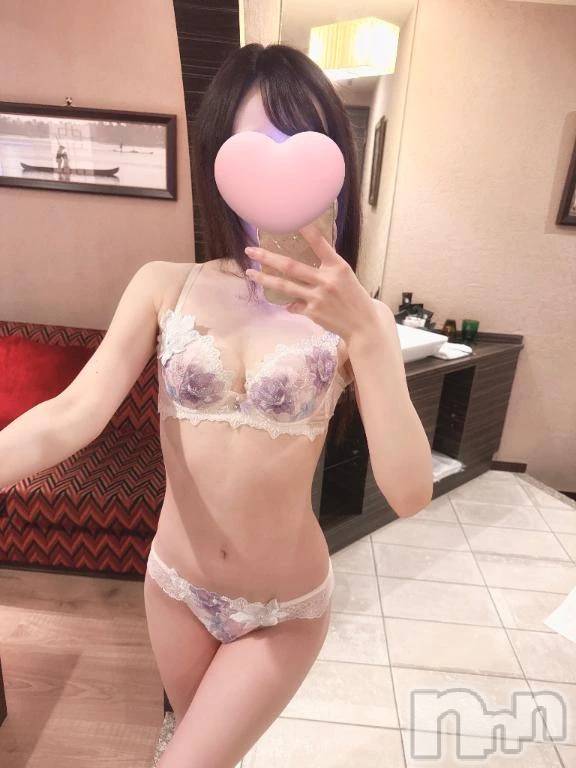 新潟デリヘル新潟デリヘル倶楽部(ニイガタデリヘルクラブ) みお(25)の11月20日写メブログ「出勤🧸🍁」