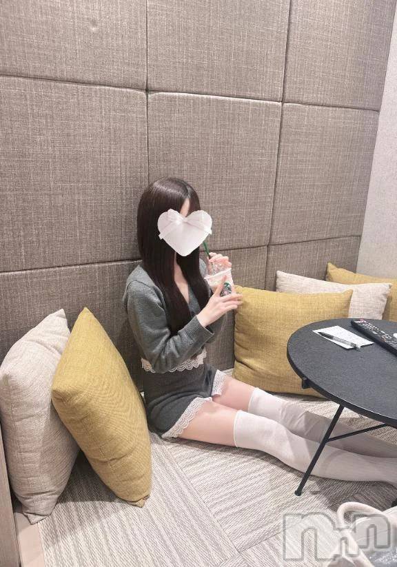 新潟デリヘル新潟デリヘル倶楽部(ニイガタデリヘルクラブ) みお(25)の4月1日写メブログ「空き枠残りわずかです🧸🌸」