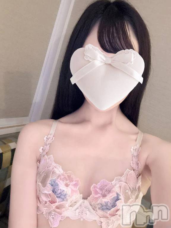 新潟デリヘル新潟デリヘル倶楽部(ニイガタデリヘルクラブ) みお(25)の7月10日写メブログ「出勤したよ🫶🏻」