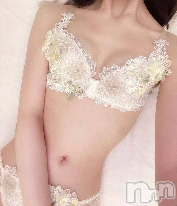新潟デリヘル新潟デリヘル倶楽部(ニイガタデリヘルクラブ)みお(25)の2026年8月10日写メブログ「向かってるよ🎶」