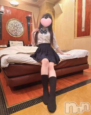 新潟デリヘル 新潟デリヘル倶楽部(ニイガタデリヘルクラブ) みお(25)の10月4日写メブログ「出勤したよ🪽🩵」