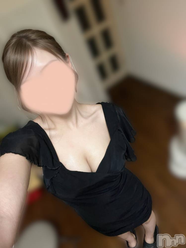 新潟メンズエステMen's Spa 神の手(メンズスパカミノテ) 星宮りおん(22)の2月26日写メブログ「待ち人🥲🥲」