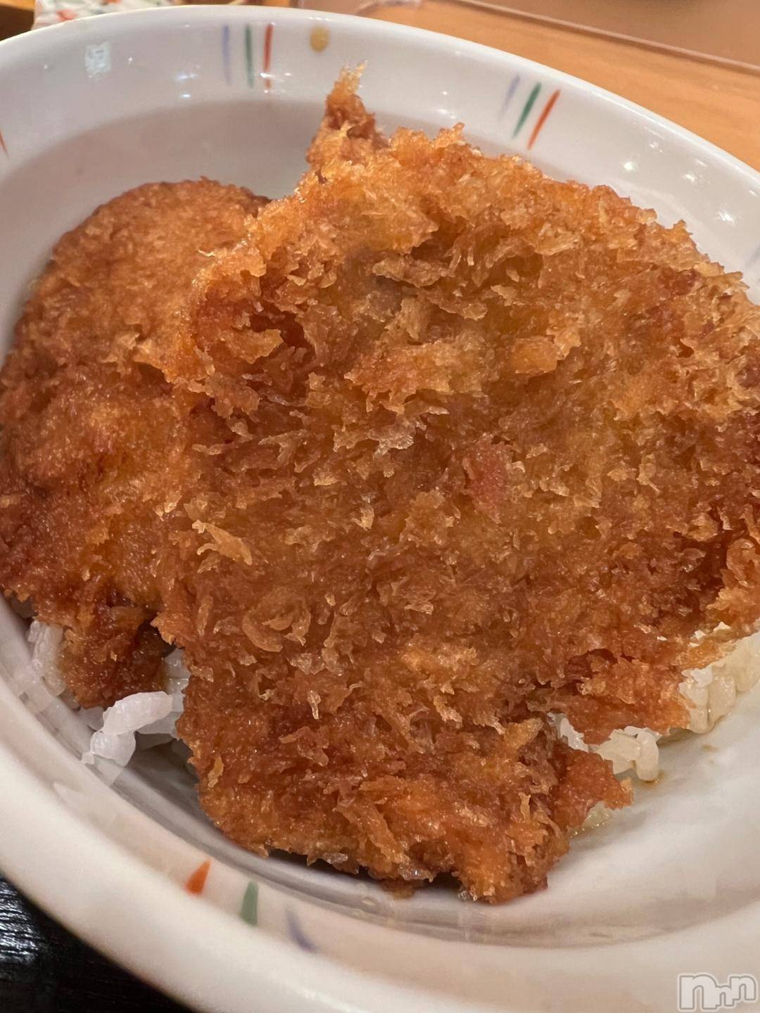 新潟デリヘル奥様特急 新潟店(オクサマトッキュウニイガタテン)ゆうり(20)の2024年11月5日写メブログ「おはぴょん🐰」