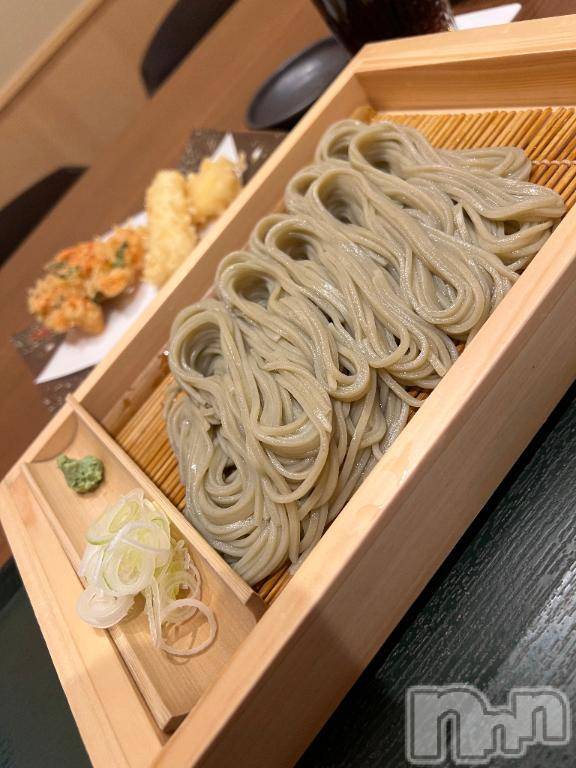 新潟デリヘル奥様特急 新潟店(オクサマトッキュウニイガタテン)ゆうり(20)の2026年1月8日写メブログ「残り2日👍」