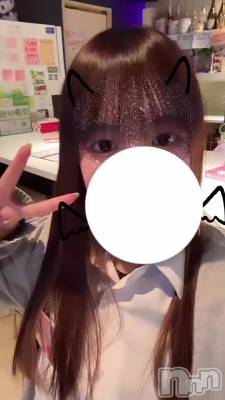 衼