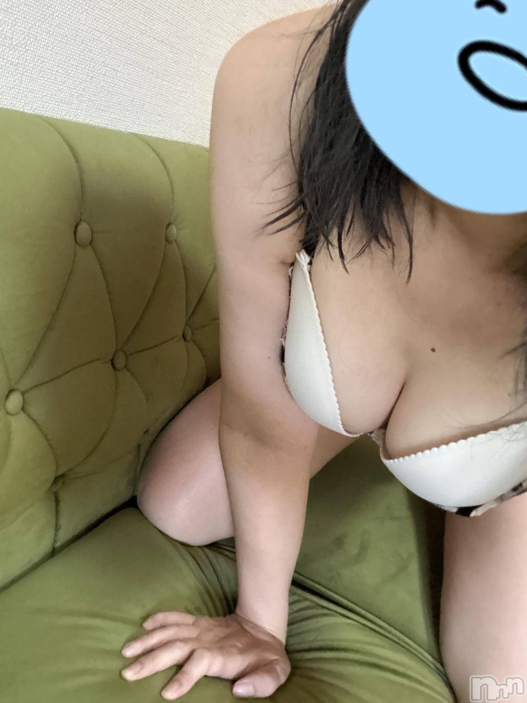 上越デリヘルHONEY(ハニー)かなで(♪)(36)の2024年11月3日写メブログ「今日もありがと♡」