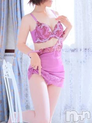 まき『地元採用の美熟女』(47) 身長160cm、スリーサイズB80(C).W60.H72。長野人妻デリヘル 金妻アネックス 長野店(キンツマアネックス ナガノテン)在籍。