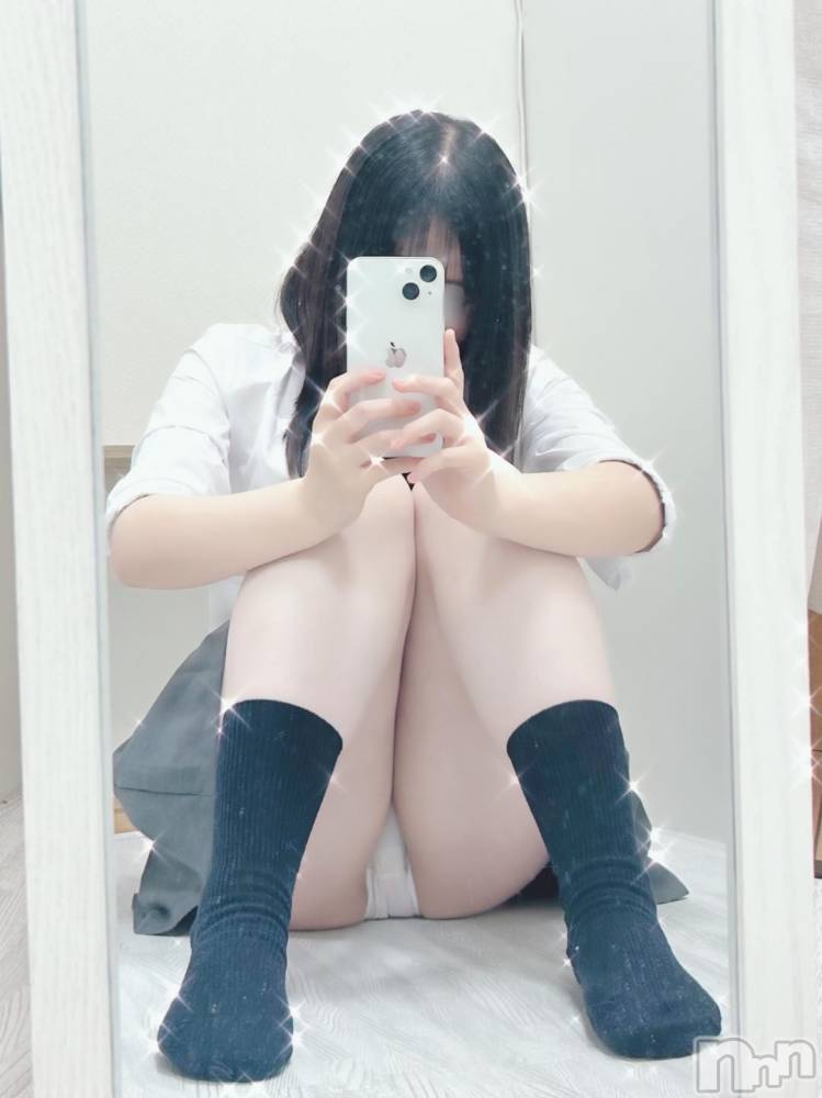 新潟デリヘル新潟デリヘル倶楽部(ニイガタデリヘルクラブ) りり(20)の11月3日写メブログ「ここにいるよ|ω･)」