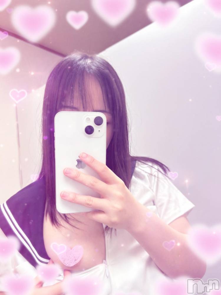 新潟デリヘル新潟デリヘル倶楽部(ニイガタデリヘルクラブ) りり(20)の11月21日写メブログ「週末がんばってこー❕✊🏻💗」