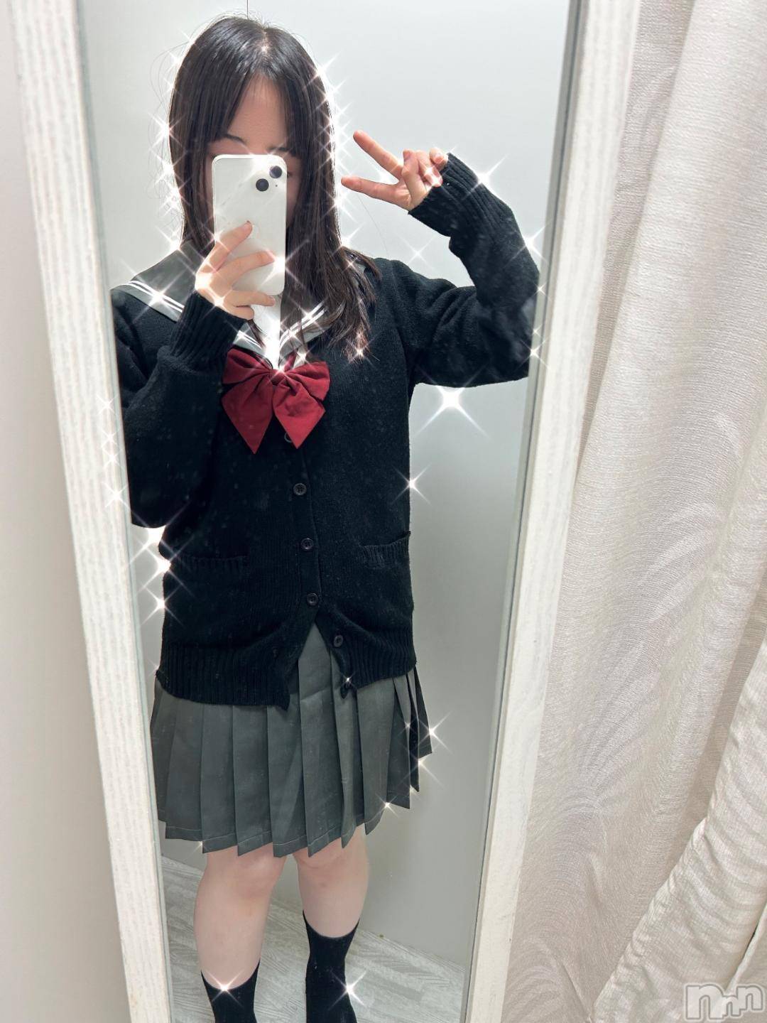 新潟デリヘル新潟デリヘル倶楽部(ニイガタデリヘルクラブ)りり(20)の2024年11月8日写メブログ「最強コーデ🔥」