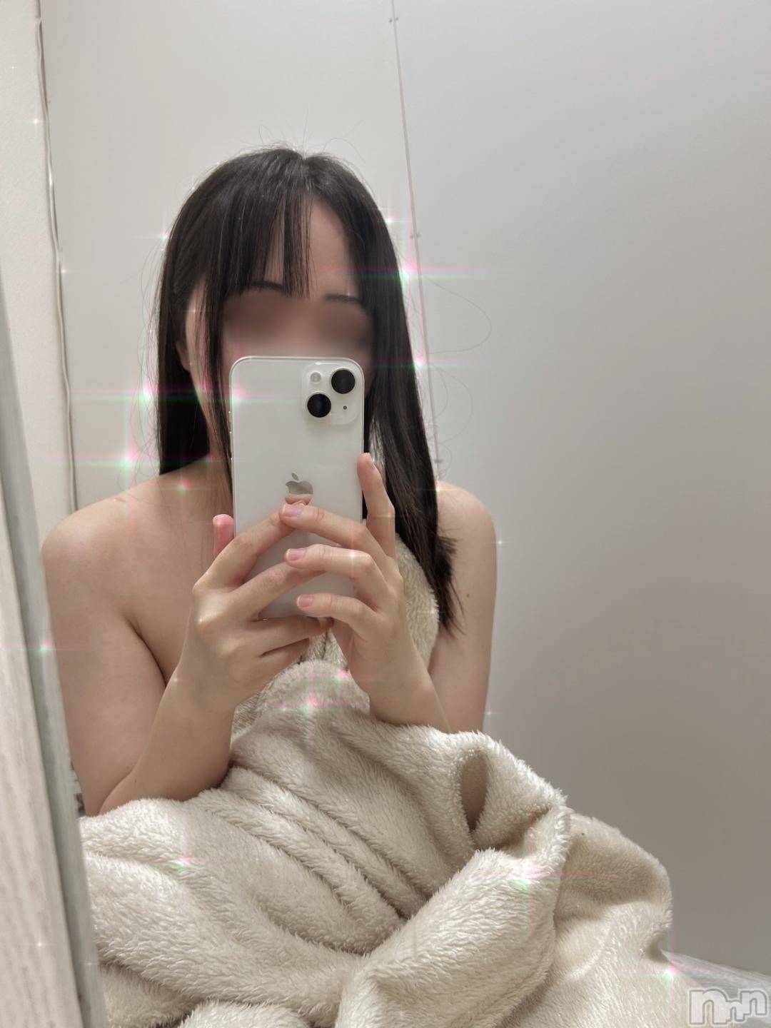 新潟デリヘル新潟デリヘル倶楽部(ニイガタデリヘルクラブ)りり(20)の2024年11月12日写メブログ「かまって、、🥲」