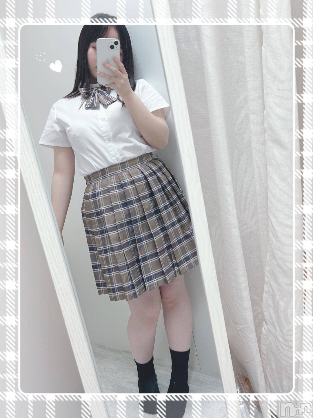新潟デリヘル新潟デリヘル倶楽部(ニイガタデリヘルクラブ)りり(20)の2024年12月3日写メブログ「やさしいおにいさん、、🧑🏻‍🦱💕」