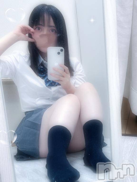 新潟デリヘル新潟デリヘル倶楽部(ニイガタデリヘルクラブ)りり(20)の2024年12月12日写メブログ「また会えたね私の王子様っ🤴🏻🤍」