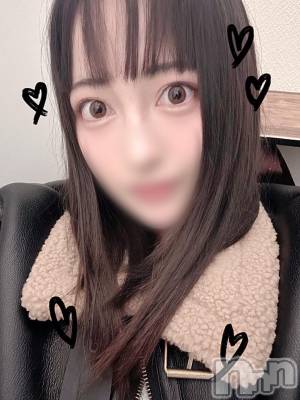 新潟デリヘル 新潟デリヘル倶楽部(ニイガタデリヘルクラブ) りり(20)の11月19日写メブログ「ぱっつんにしたよ💇🏻‍♀️🖤」