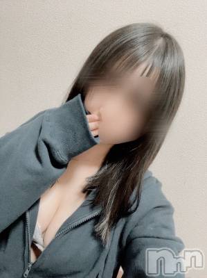 新人きょう/ヘルス課(22) 身長159cm、スリーサイズB90(F).W57.H86。新潟デリヘル Office Amour(オフィスアムール)在籍。