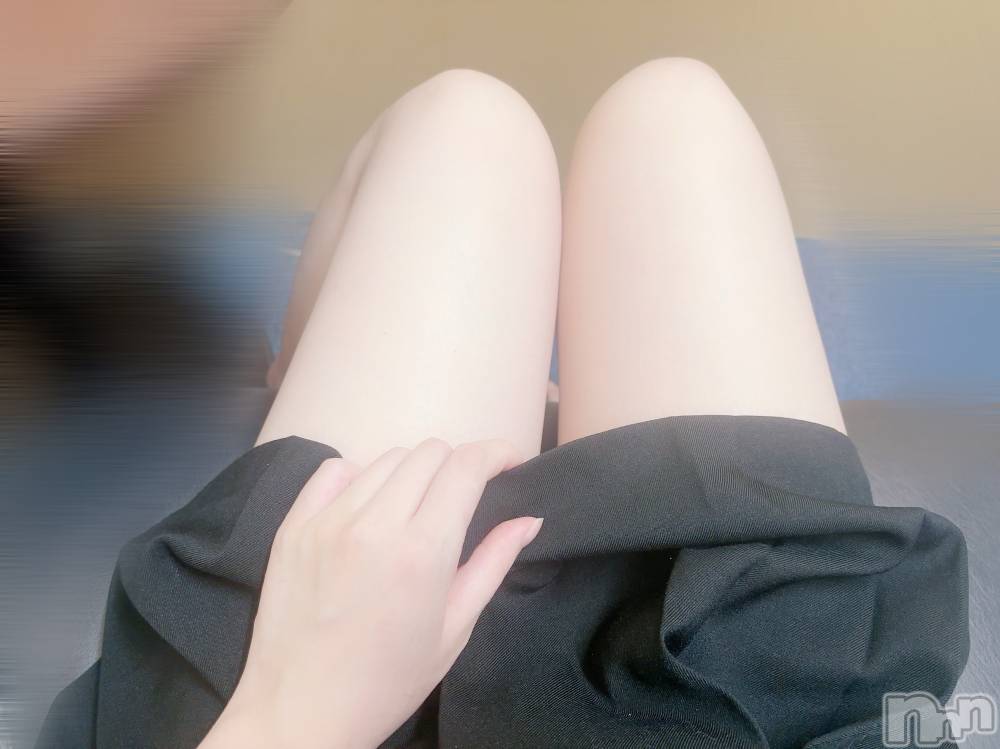 新潟デリヘルA(エース) れな(R)(21)の7月4日写メブログ「きんようびだよーーー🫂💕」