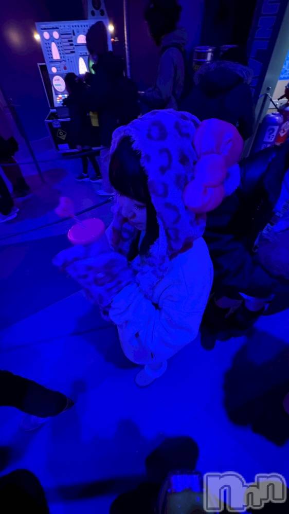 ��Ʋ����Х��顦�����Lounge Veranda(�饦�󥸥٥���) �ᤤ��4��3���̥�֥�����🦋��