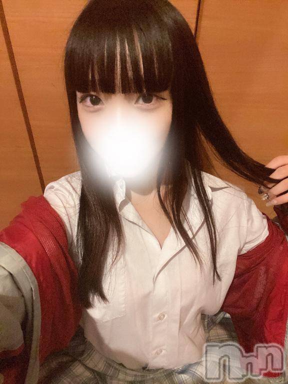 長岡デリヘル純・無垢(ジュンムク) こなつ(18)の12月23日写メブログ「明日はどんなことする🙈💕？」