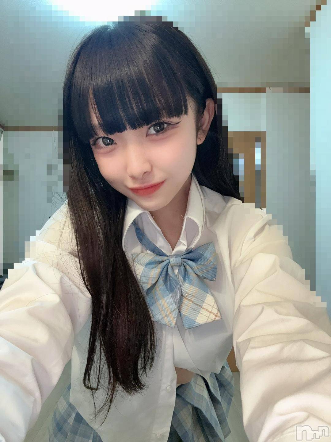 長岡デリヘル純・無垢(ジュンムク)こなつ(18)の2024年11月8日写メブログ「ムラムラ、、」