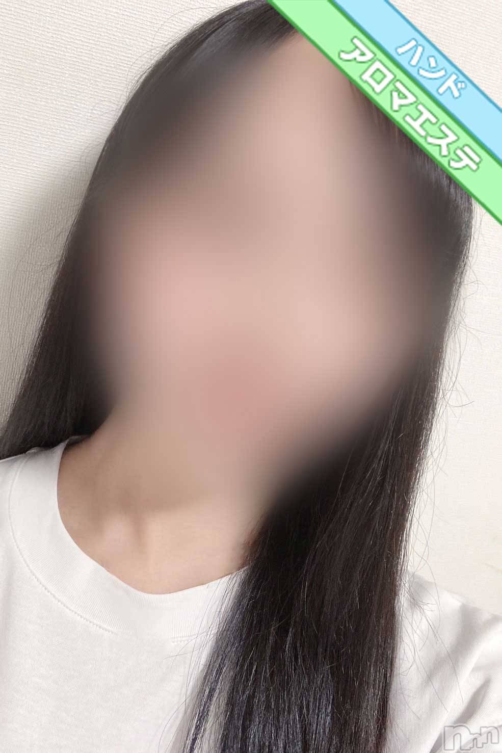 新人みいな