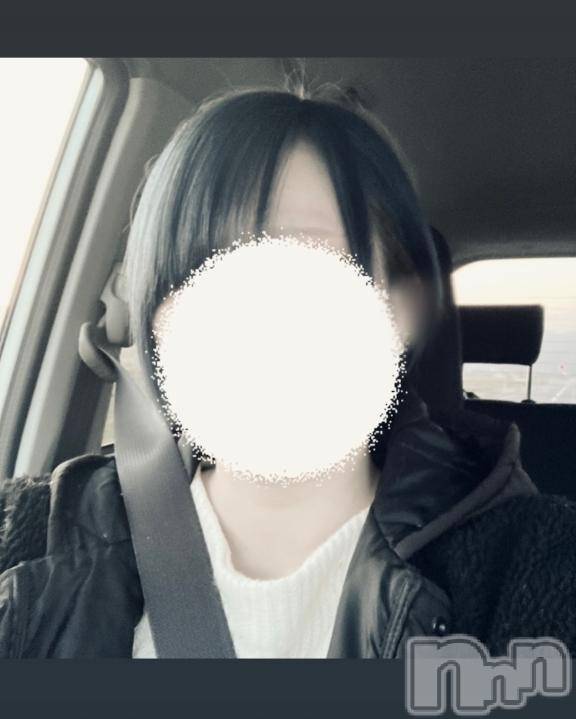 新潟人妻デリヘル新潟人妻　2nd Wife(セカンドワイフ)体験。なお奥様(28)の2025年1月28日写メブログ「☔️」