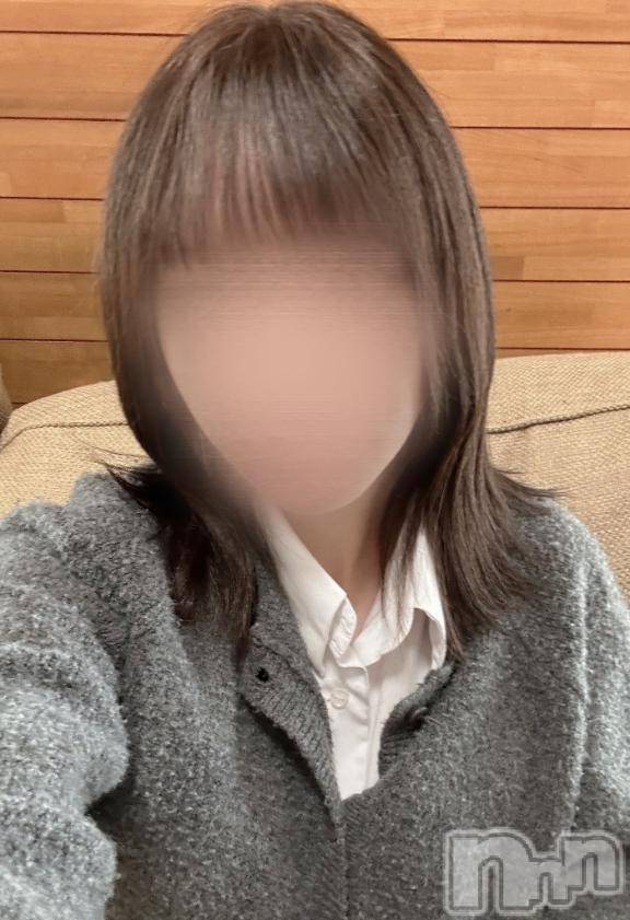 新潟手コキ新潟風俗Noel-ノエル-(ノエル) すず(18)の2月4日写メブログ「👀」