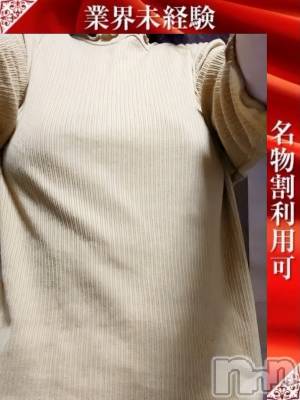 かりん(30) 身長165cm、スリーサイズB90(E).W59.H94。長岡人妻デリヘル 奥様特急 長岡店(オクサマトッキュウナガオカテン)在籍。