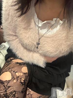 新潟デリヘル 奥様特急 新潟店(オクサマトッキュウニイガタテン) あちゅ(18)の11月19日写メブログ「1番は誰かな❓」
