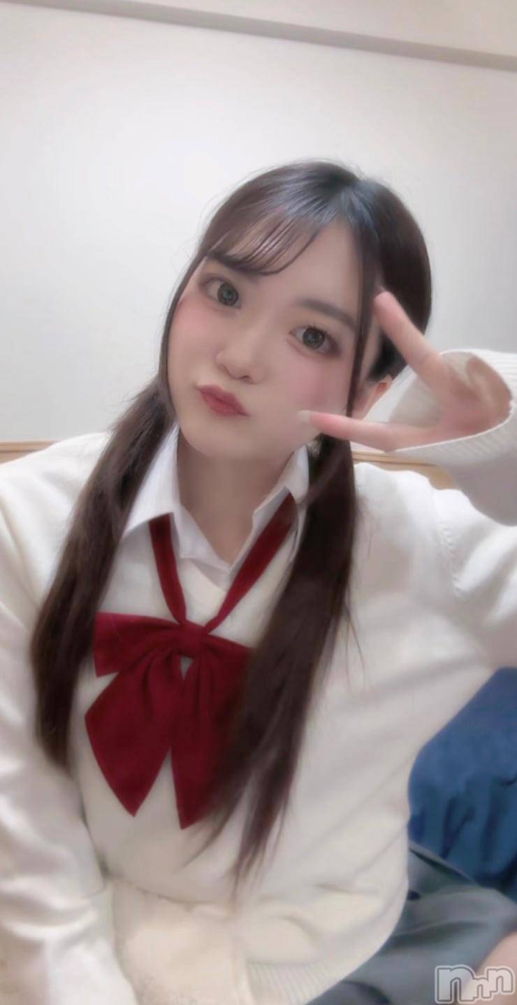 長岡デリヘル純・無垢(ジュンムク)りん(20)の2024年11月19日写メブログ「合法J❤︎と…？」