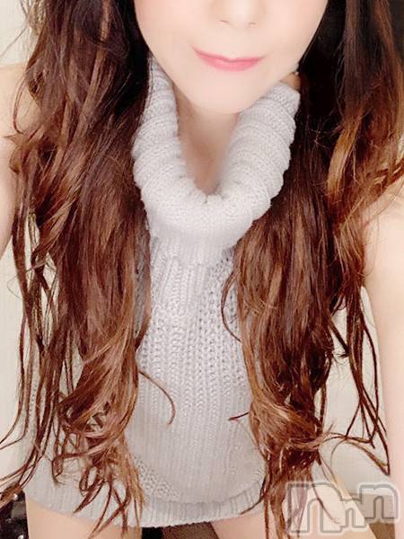みあ