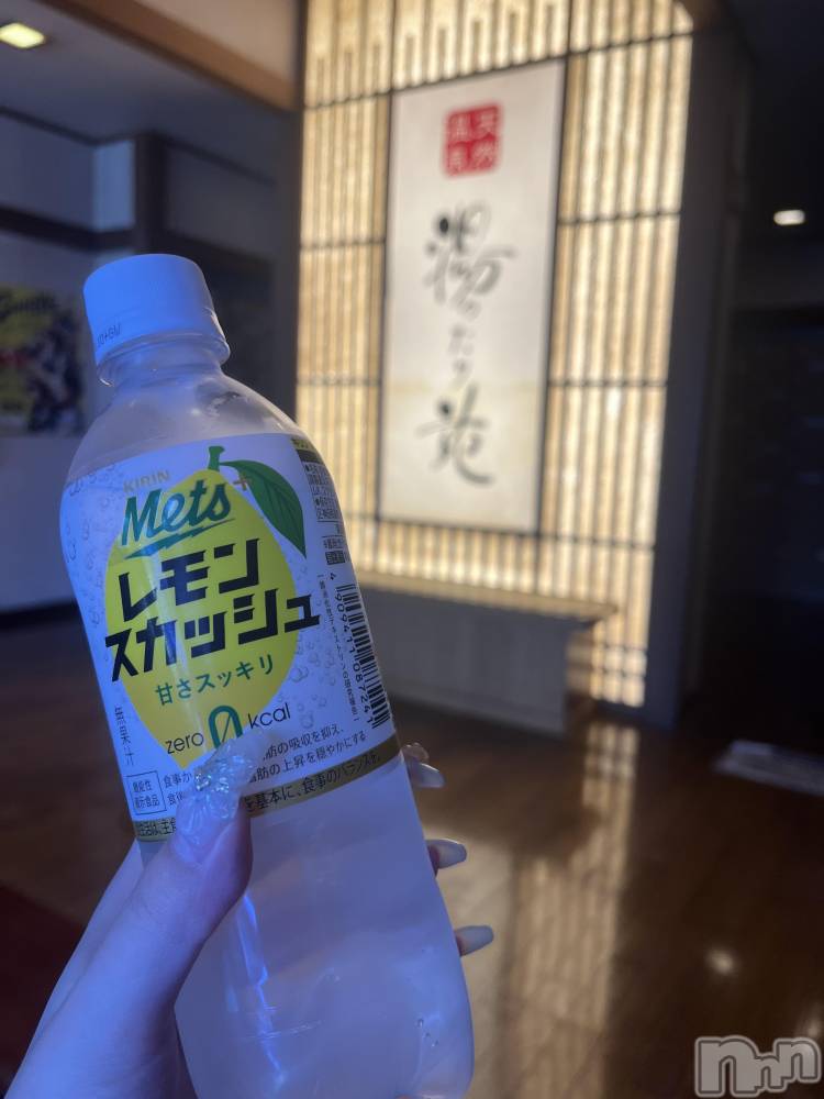 ƲХ顦Lounge Veranda(饦󥸥٥) 926ֽ̥֥жФޤ