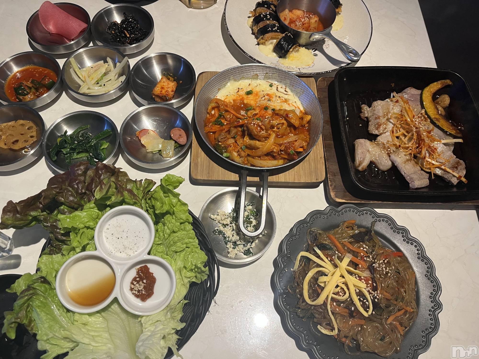 ƲХ顦Lounge Veranda(饦󥸥٥) 2025ǯ24ֽ̥֥жФޤ