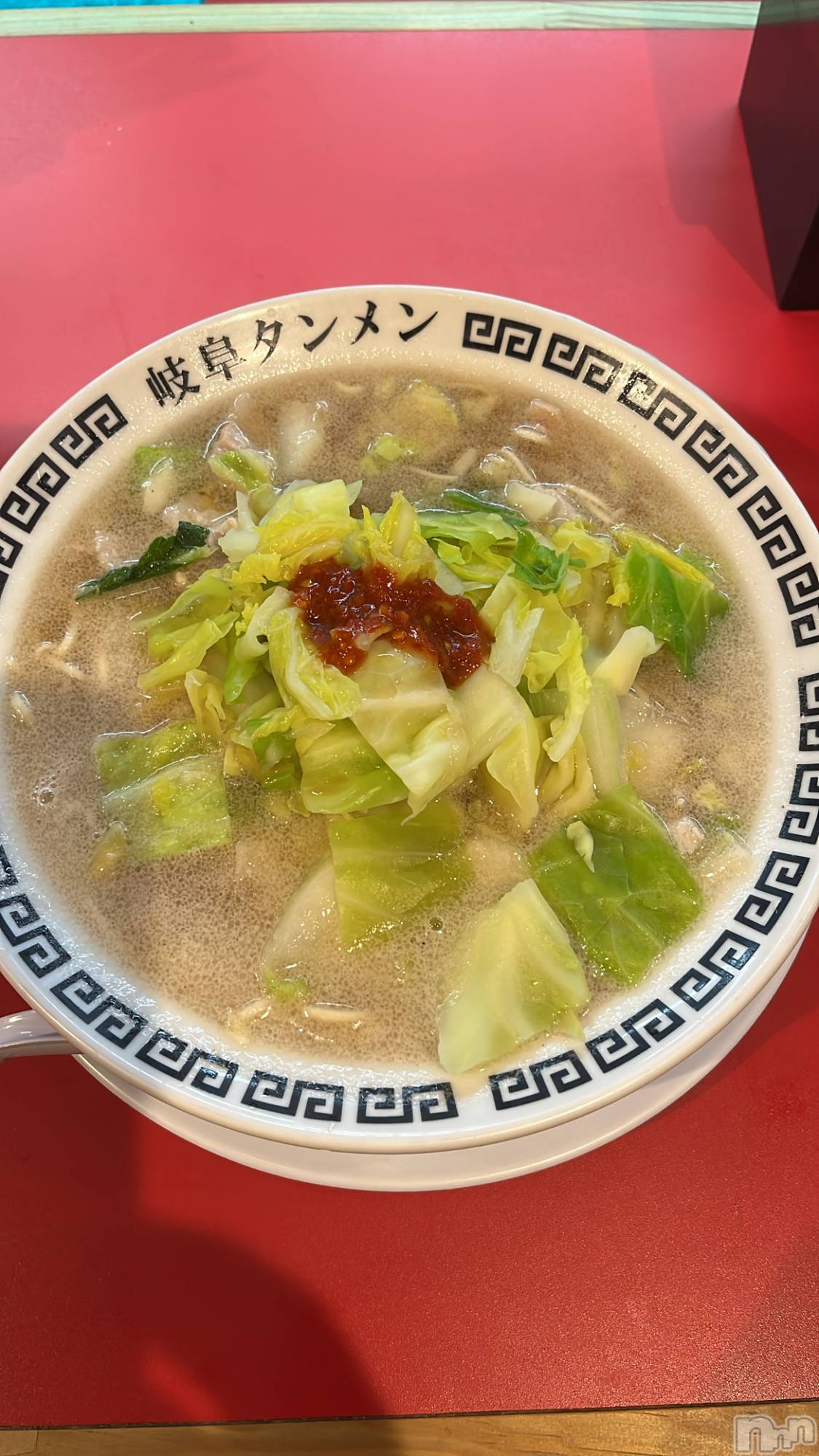 ƲХ顦Lounge Veranda(饦󥸥٥) 2025ǯ210ֽ̥֥жФƤޤ