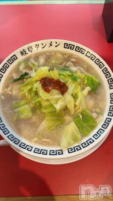 ƲХ顦Lounge Veranda(饦󥸥٥) 210ֽ̥֥жФƤޤ