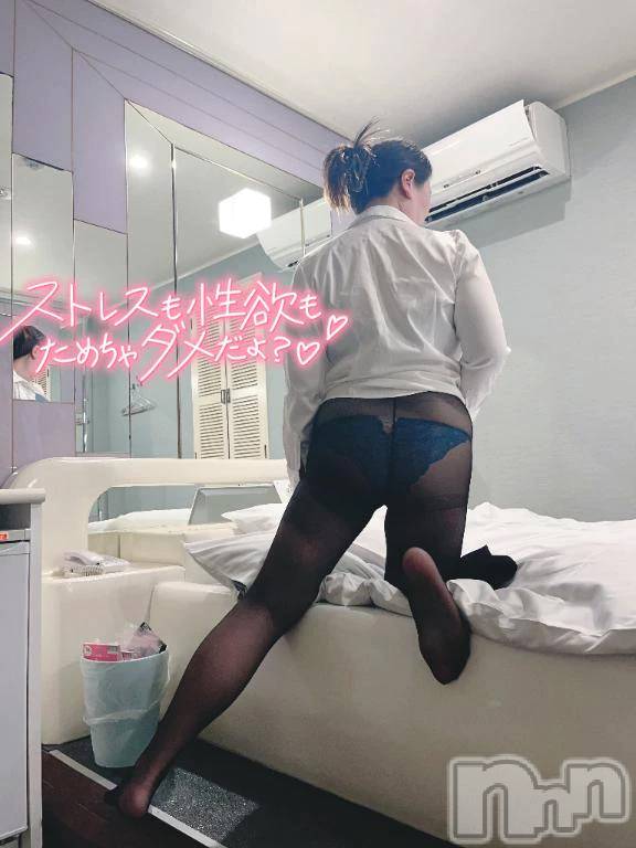 新潟デリヘル新潟市鳥屋野潟ちゃんこ(ニイガタシトヤノガタチャンコ)まき(36)の2026年10月16日写メブログ「これは何色の下着でしょうか？？」