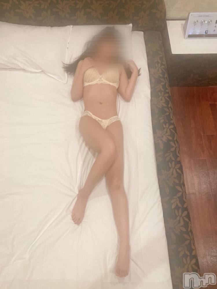 新潟風俗エステMelt(メルト) ねね(22)の12月9日写メブログ「出勤中です💓」